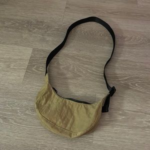 baby baggu crescent in brown hard to find sold out